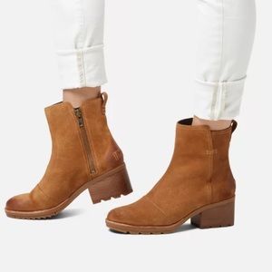 Sorel Cate block heel booties in suede camel brown size 6.5